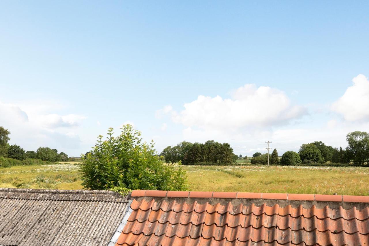 Holiday home Off-street Parking Lower Rates For Longer Lets *